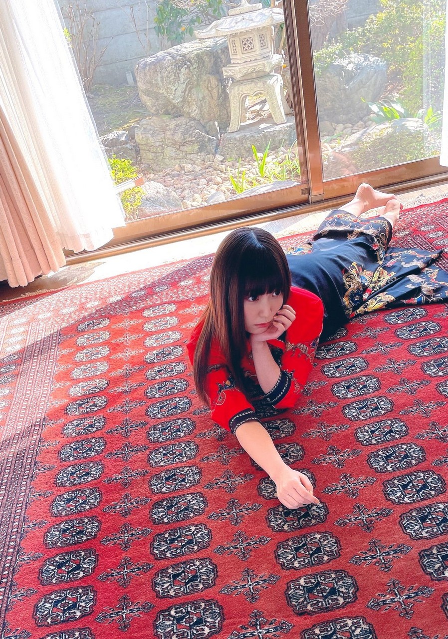 Aina Suzuki Feet