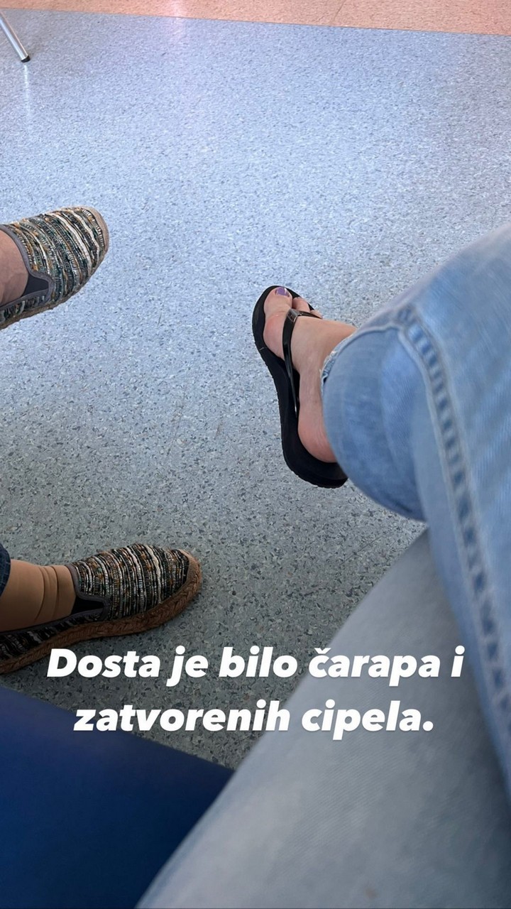 Danijela Dvornik Feet