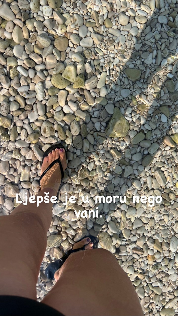 Danijela Dvornik Feet