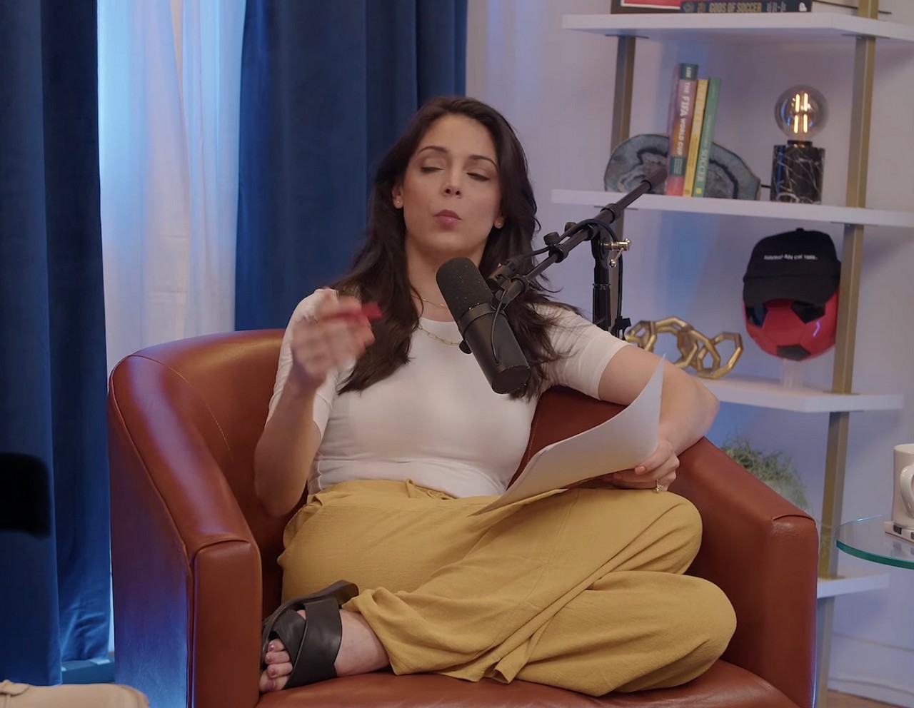 Katie Nolan Feet