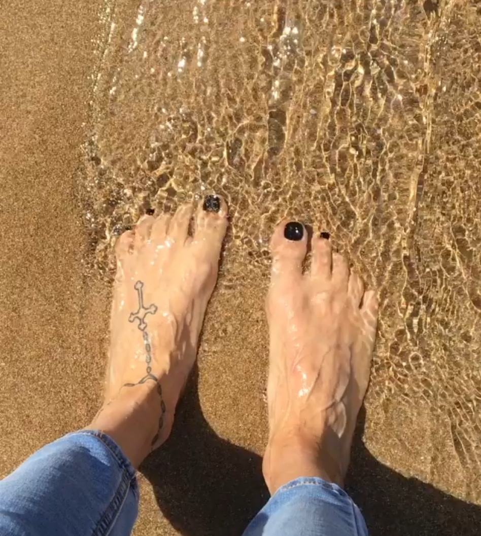 Marina Tsintikidou Feet