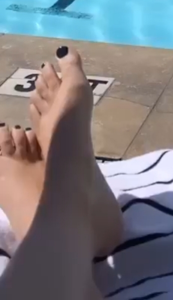 Maura Mannle Feet