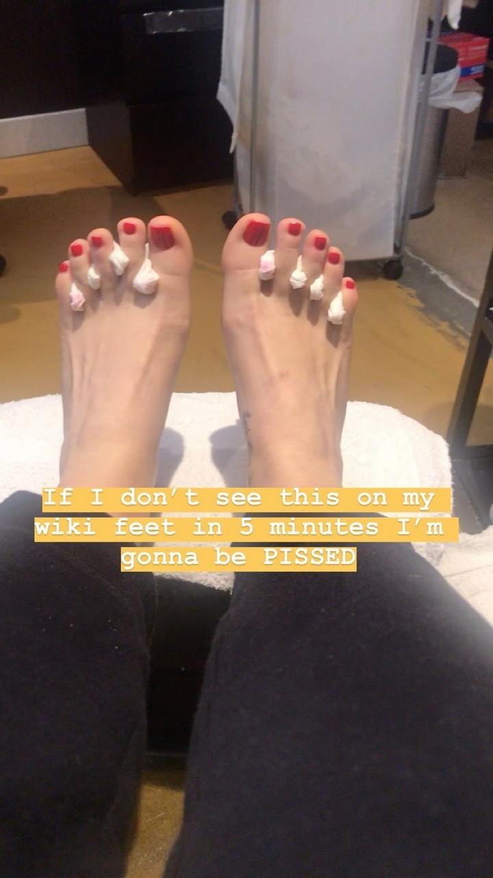 Maxine Tamoto Feet