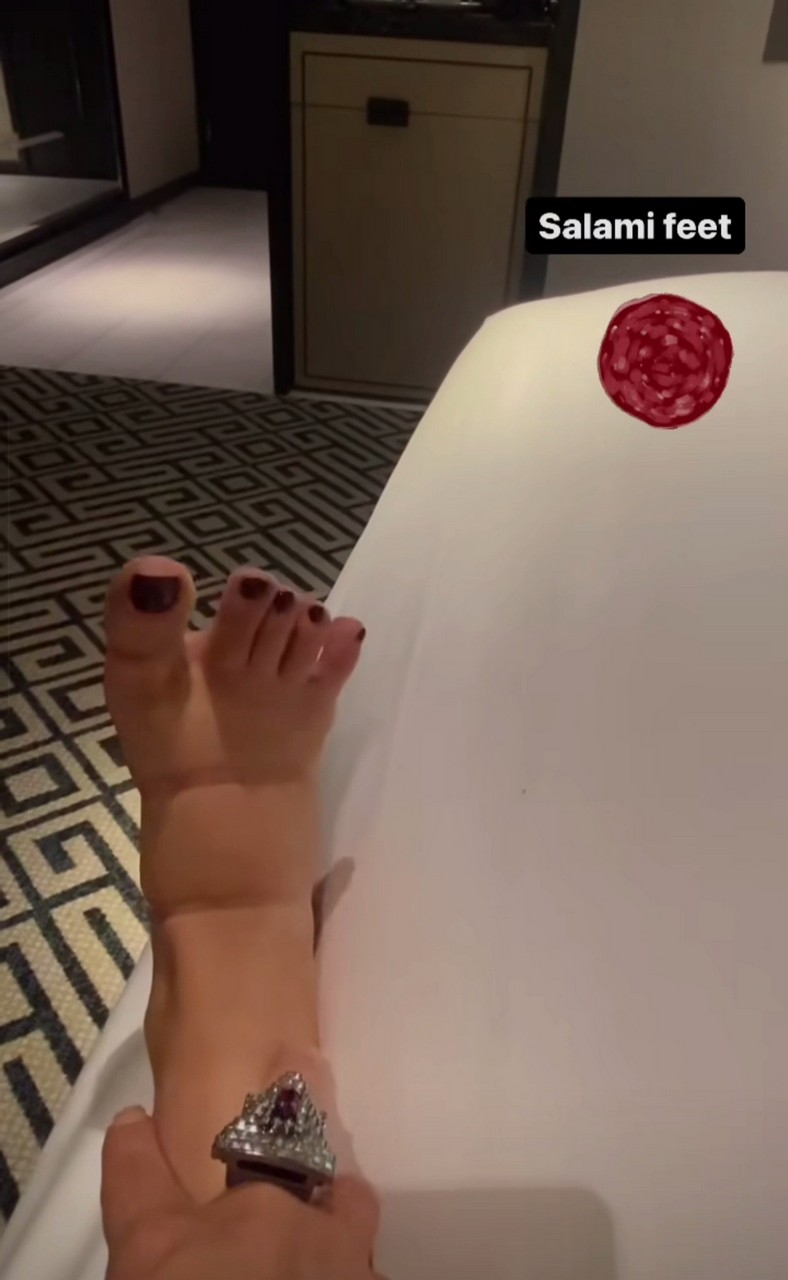 Melissa Tracina Feet