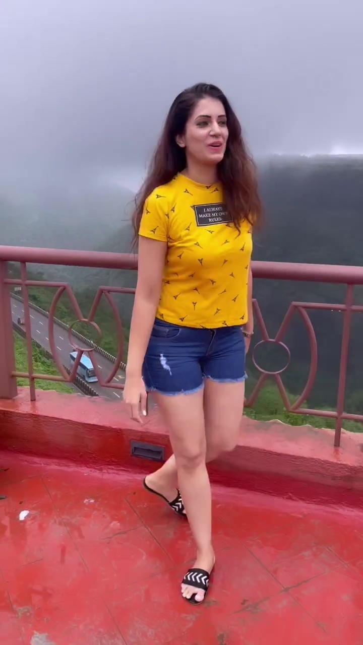 Sarita Mehandale Feet