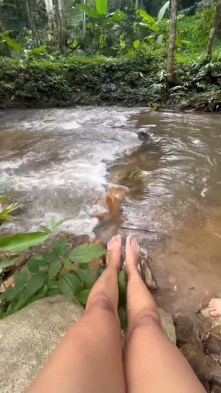 Simran Budharup Feet