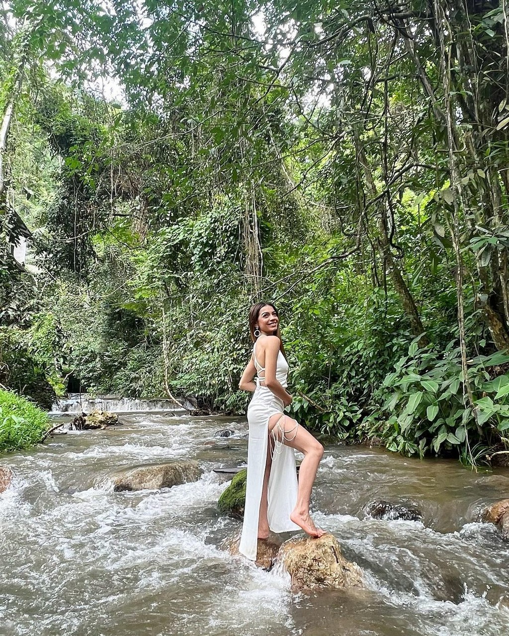 Simran Budharup Feet