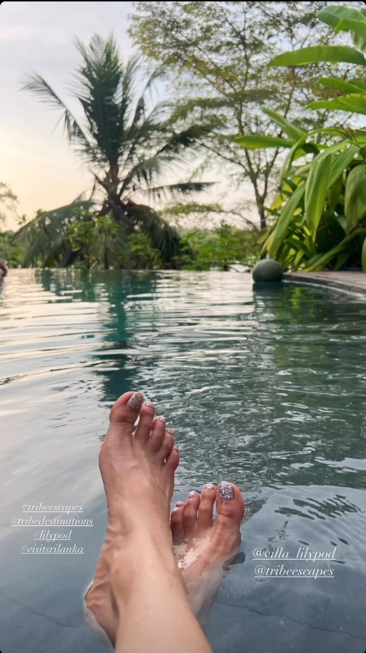 Simran Budharup Feet