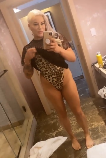 Taya Valkyrie Feet